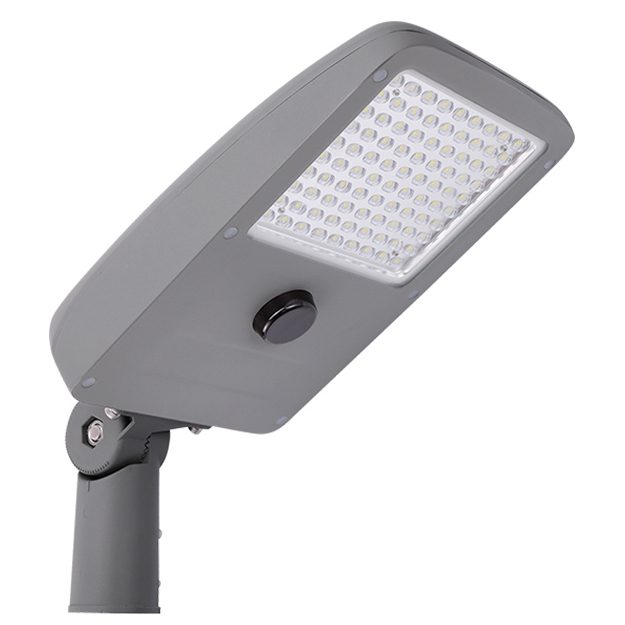 Lampe solaire HELIOS pour mât 5 à 8m pour éclairage public